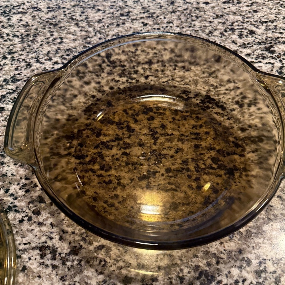 Anchor Hocking Amber Glass Casserole Dish with Lid - Picture 6 of 8
